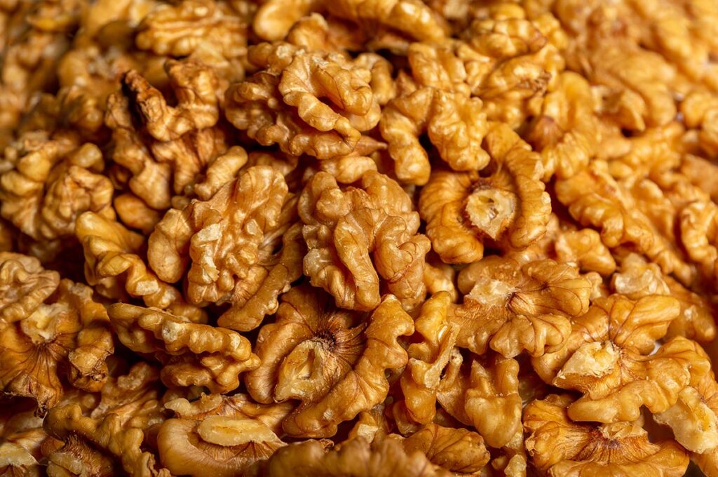 Nueces Peladas